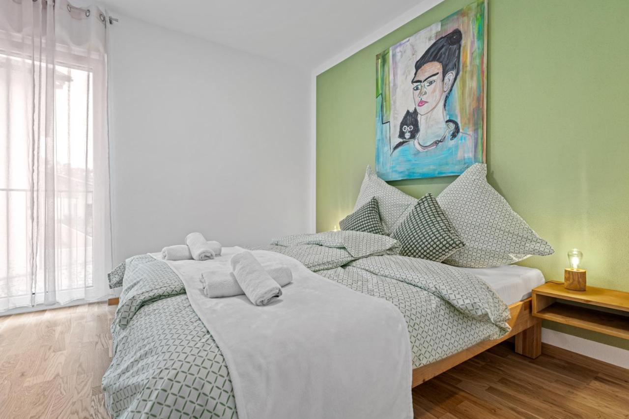 Smurmelhomes Oase: Terrasse - Parken - Kind Apartment
